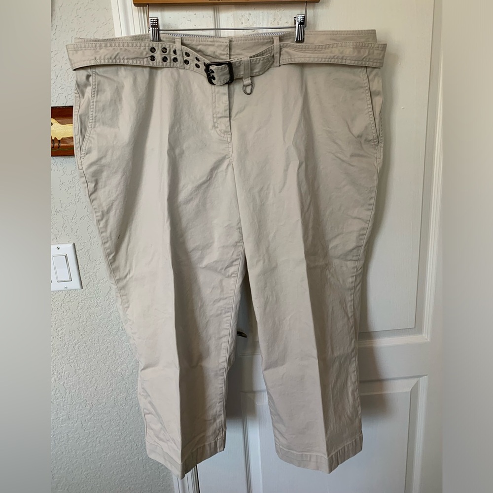 Tommy Hilfiger Beige/Tan Cropped Chino Pants with Belt